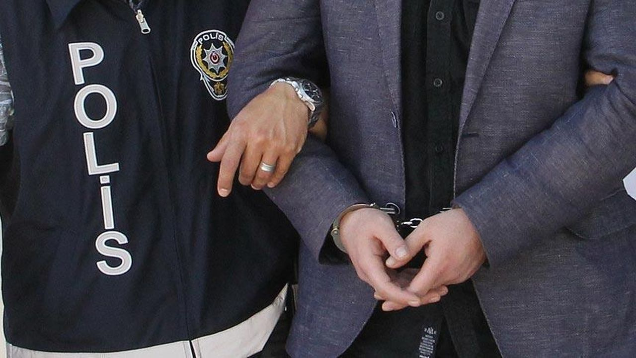 Edirne’de 17 düzensiz göçmen ile 1 FETÖ şüphelisi yakalandı