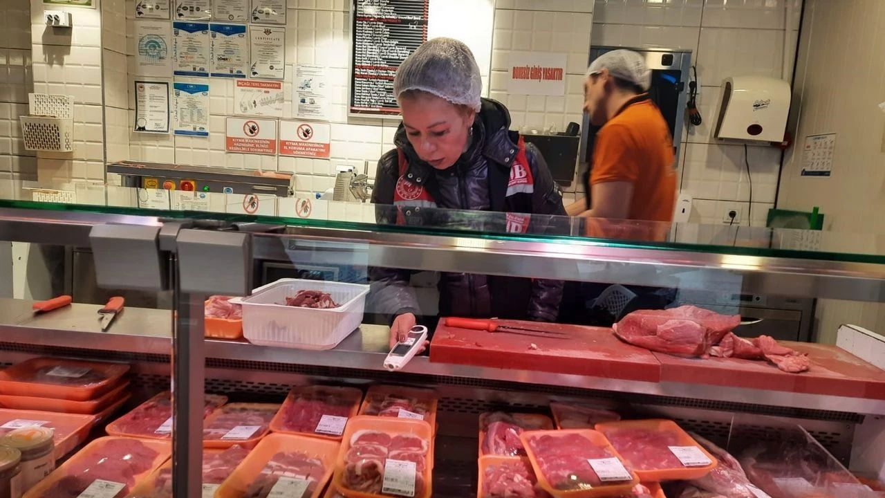O gıdalarda domuz eti skandalı: Bakanlık tek tek ifşa etti