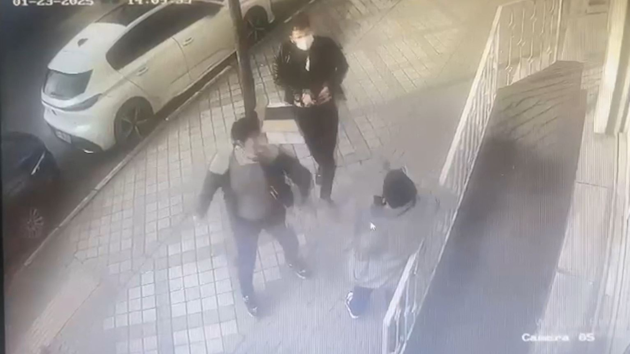 Bağcılar'da ilginç cinayet! Başkasına benzetildiği için bıçaklandı