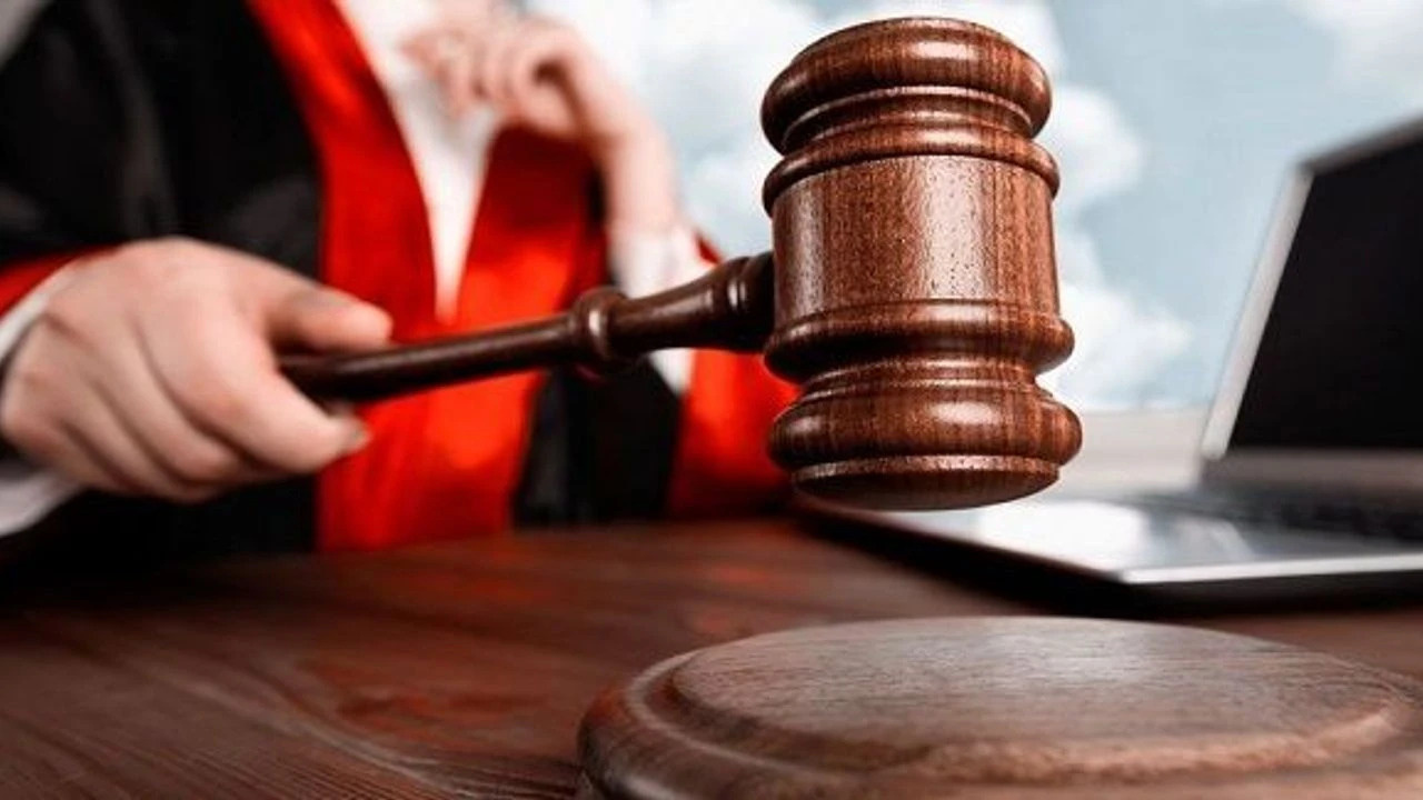FETÖ’nün sözde "serrehberi"ne mahkemeden dikkat çeken karar!